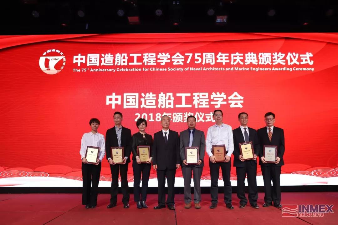 1544170817747160.jpg 1786a2d26f964d075c0d1922aed090a.jpg