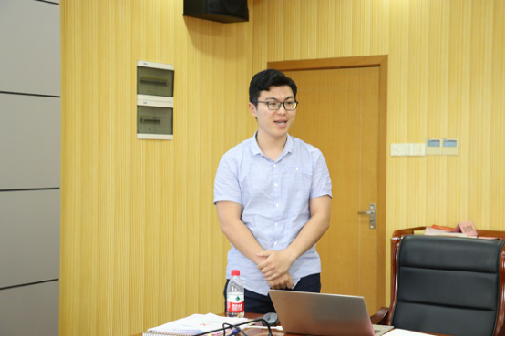 1561001320891102.png 禁漫
春季学期基层党建工作研讨会暨第四次党支部书记例会召开647.png